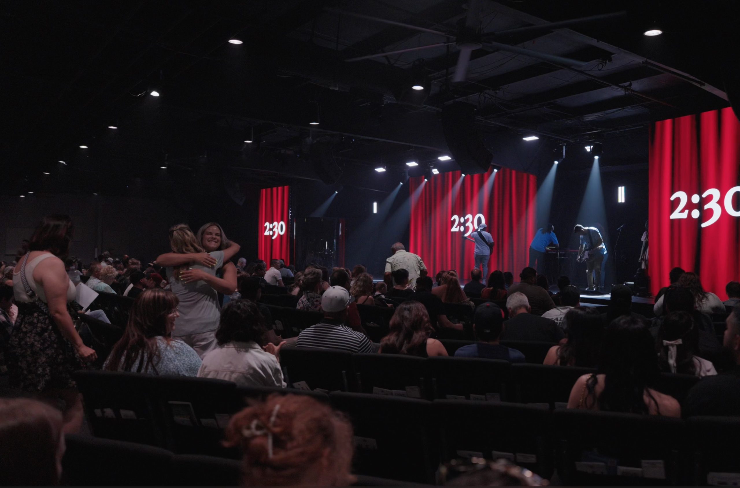 From One 16:9 Screen to a Full Church Visual